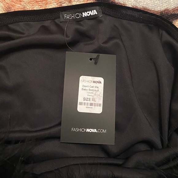 Fashion nova strapless thong bodysuit new! - Picture 3 of 3